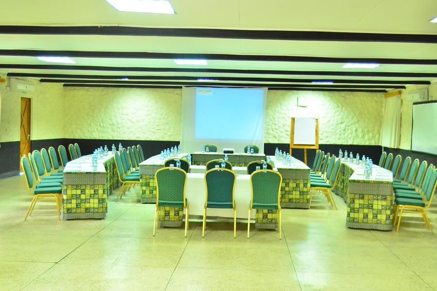 Fish Eagle Inn Найваша Экстерьер фото